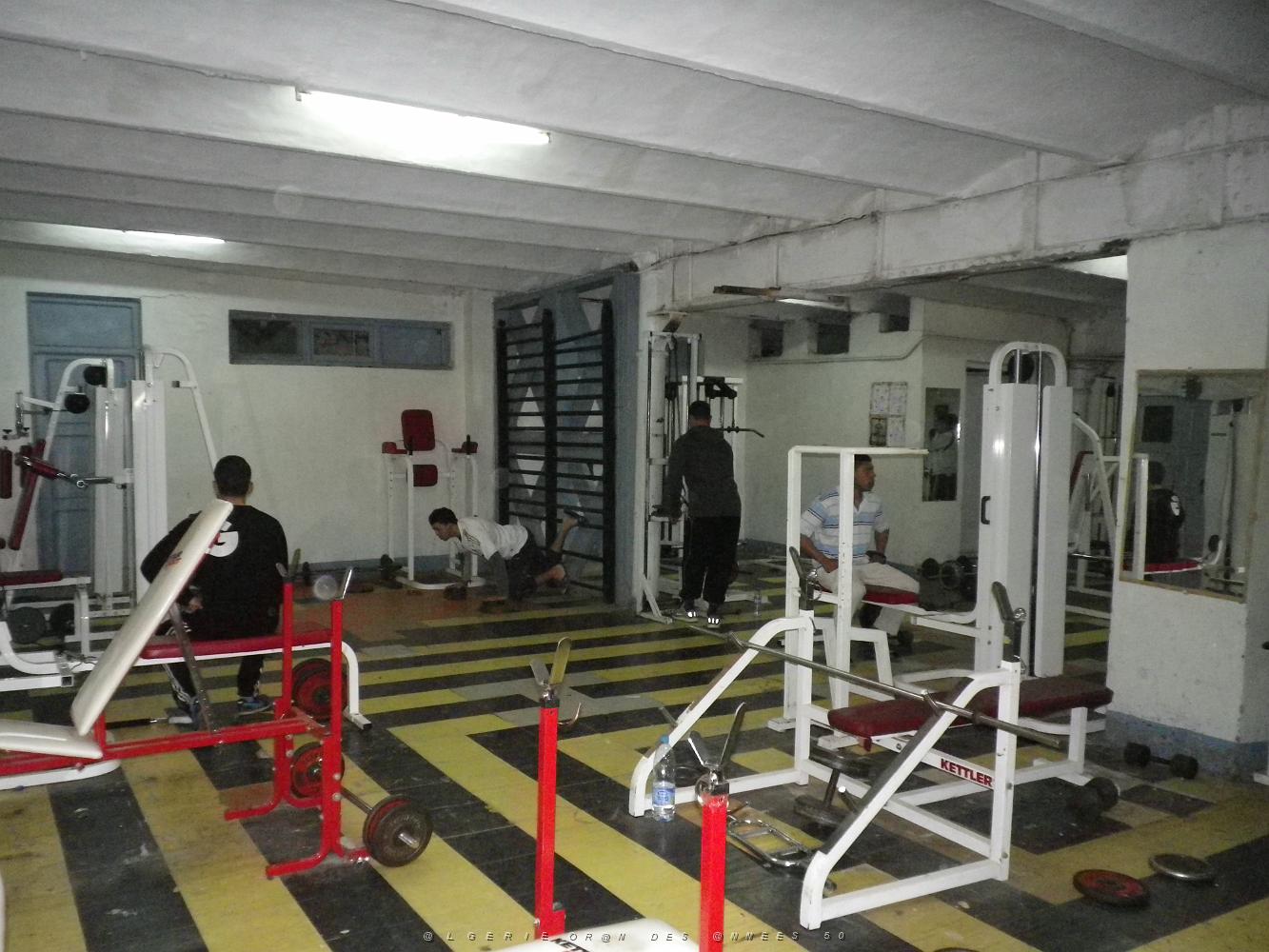 1548 salle de musculation .JPG